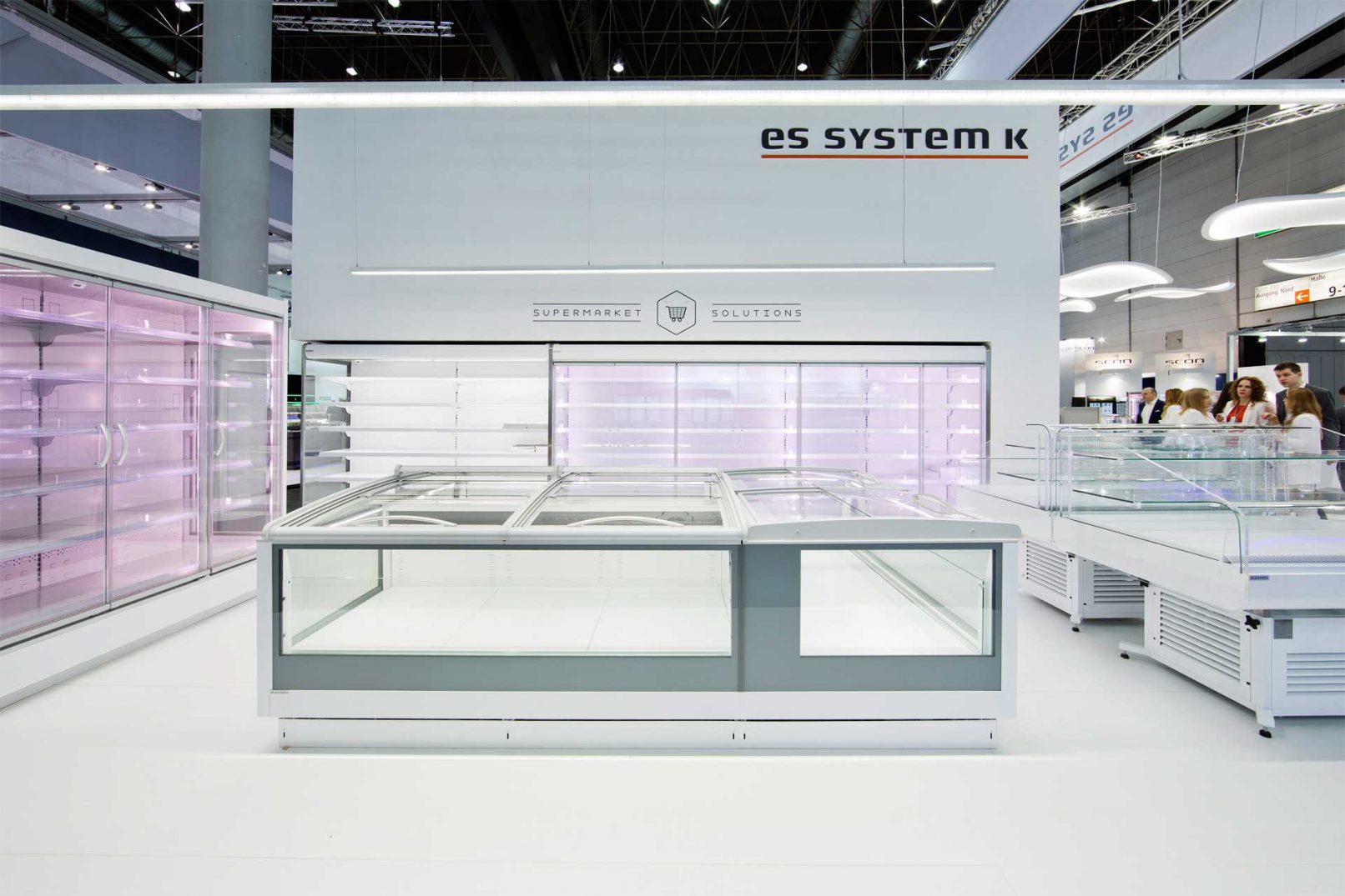 Projektowanie stoisk targowych - aranżacja supermarketu